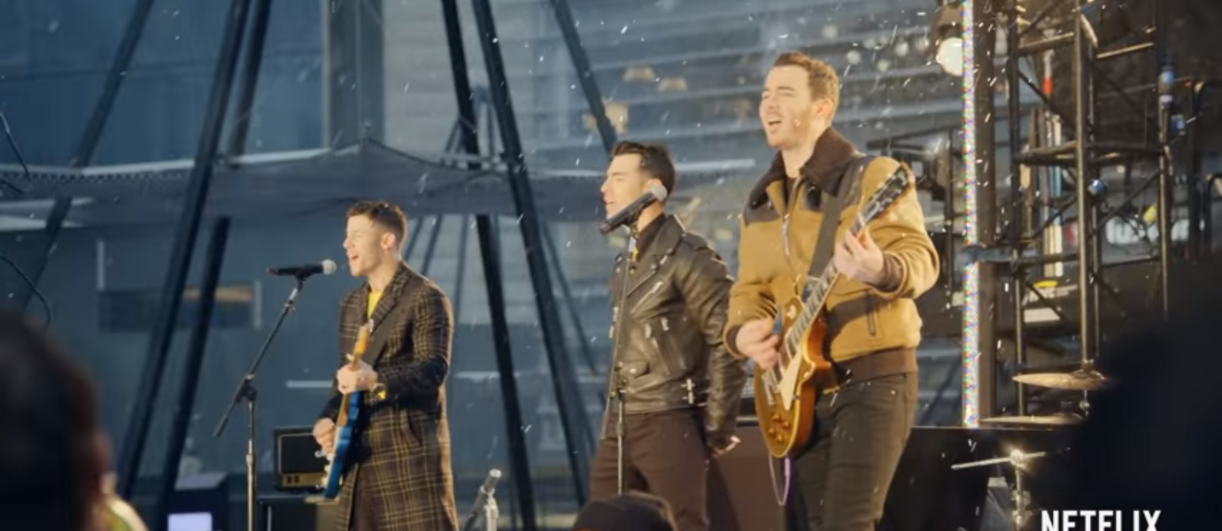 Jonas Brothers Perform Vessel